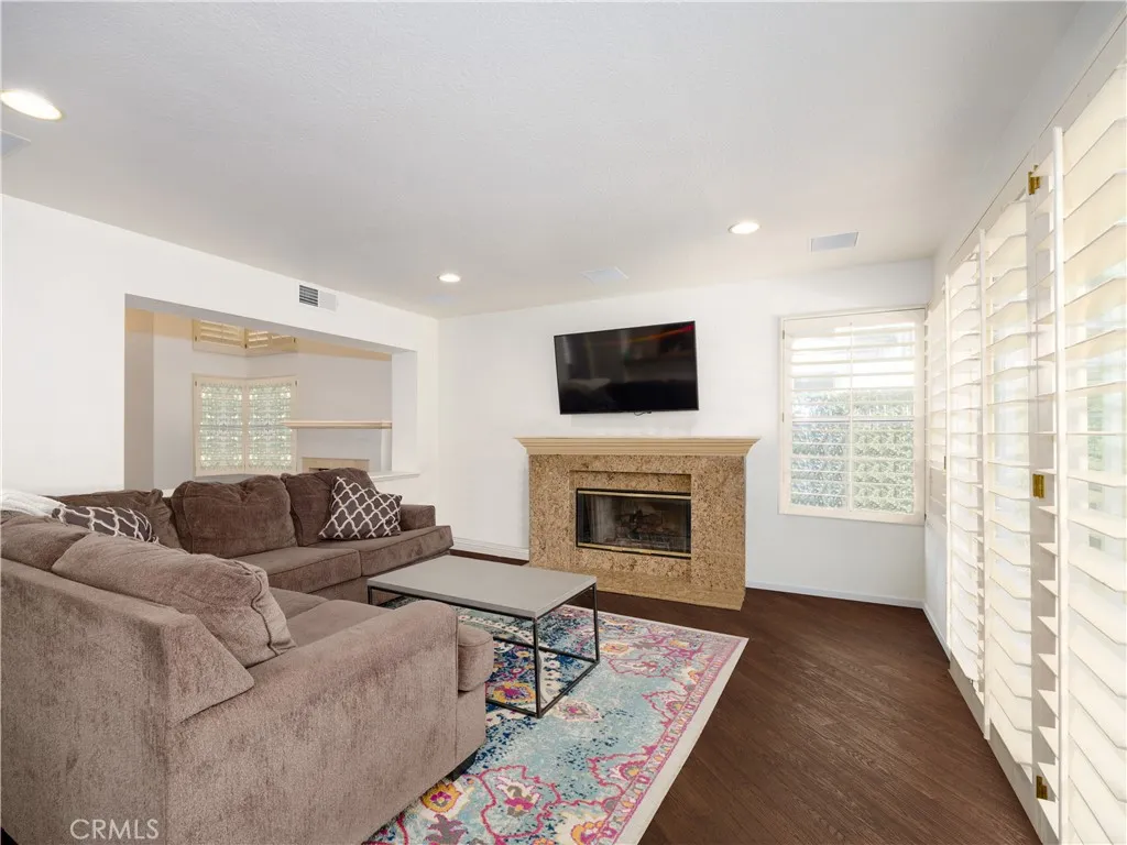 Additional image 44 of 24716 Calle Altamira, Calabasas, CA 91302