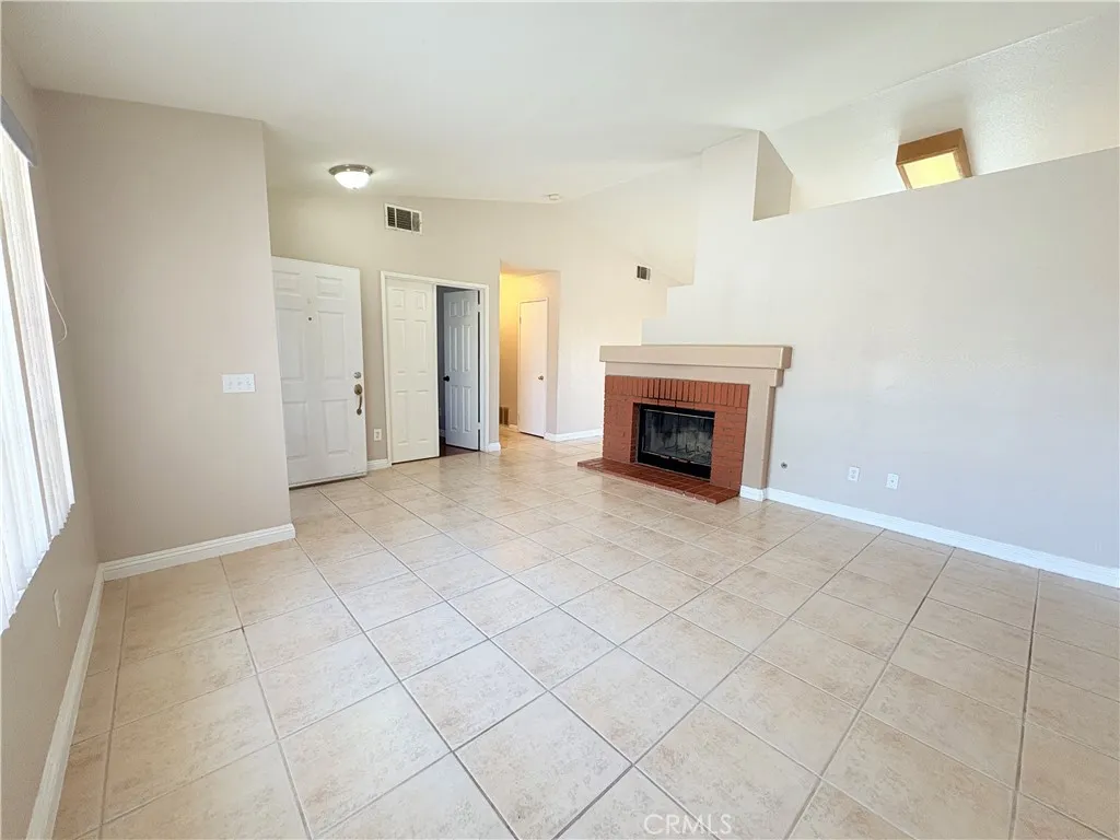 Additional image 4 of 13268 Princeton Dr, Victorville, CA 92392