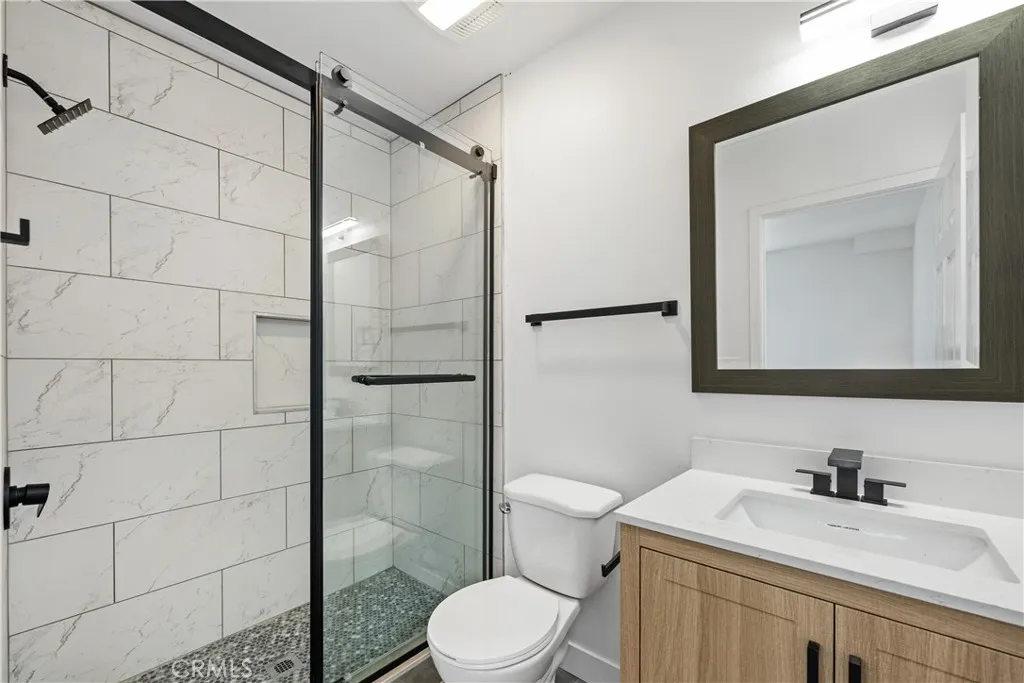 Additional image 13 of 759 E 25 St, Los Angeles, CA 90011