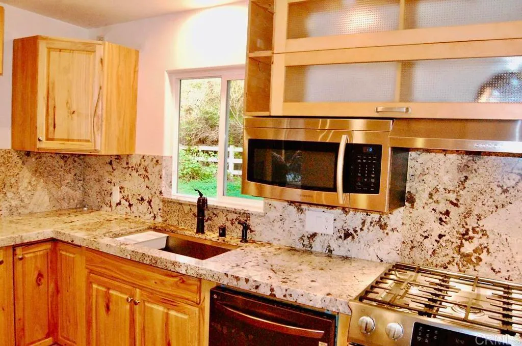 Additional image 38 of 736 Mar Vista Dr, Vista, CA 92081