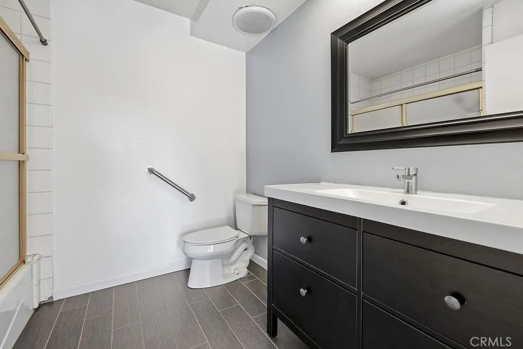 Additional image 62 of 7231 Balboa Unit A, Lake Balboa, CA 91406