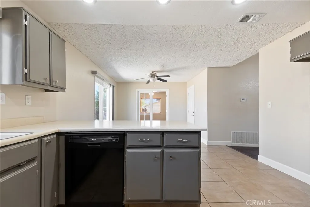 Additional image 45 of 18742 Vine Street, Hesperia, CA 92345