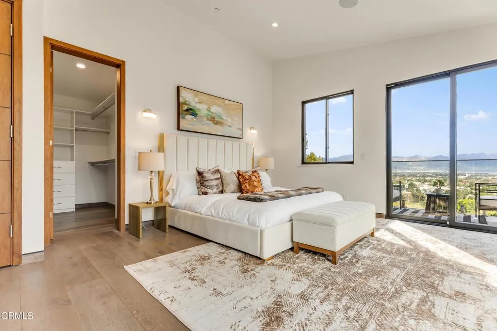 Additional image 26 of 12480 Viewcrest Road, Los Angeles, CA 91604