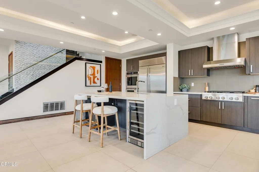 Additional image 128 of 12480 Viewcrest Road, Los Angeles, CA 91604