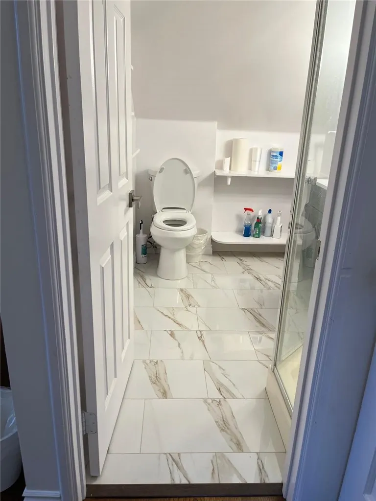 Additional image 17 of 23300 Raymond St Unit Studio, Chatsworth, CA 91311