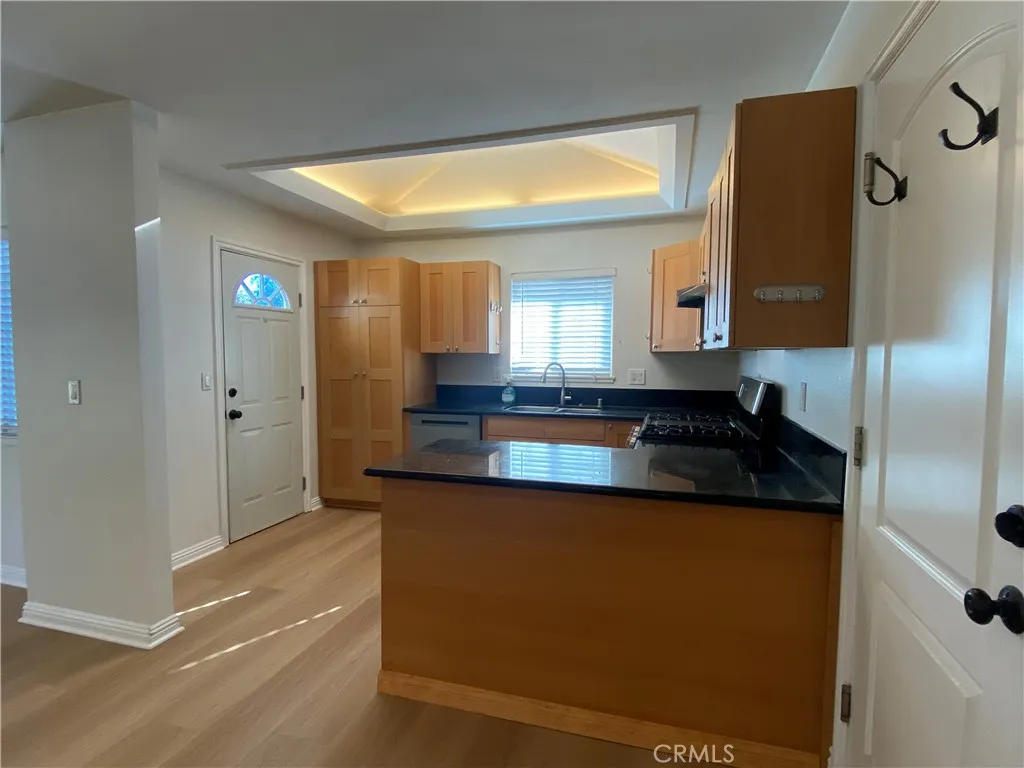 Additional image 4 of 2517 S Douglas St, Santa Ana, CA 92704