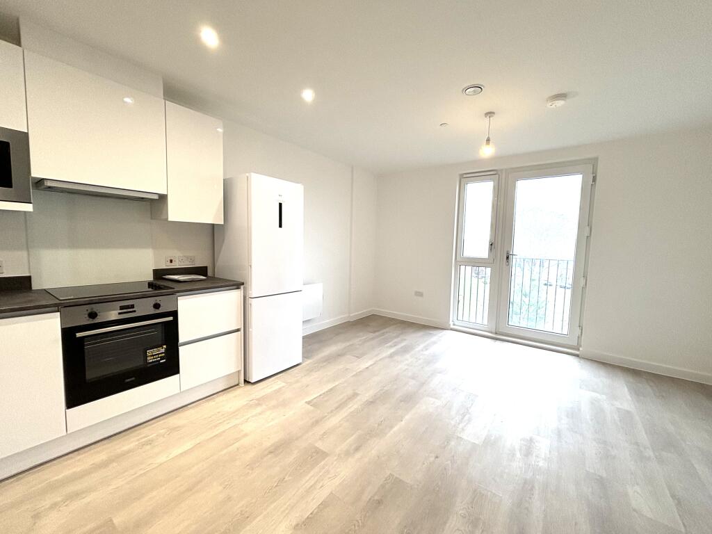 Additional image 7 of Belgrave Village, B12