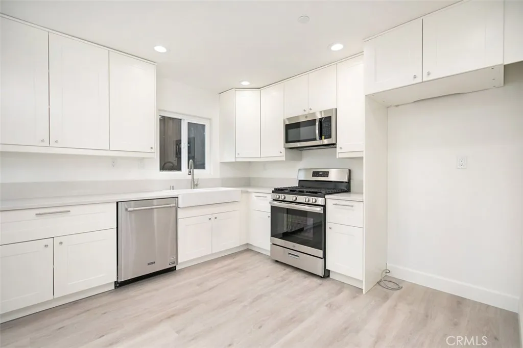 Additional image 17 of 107 Avenida Rosa #A, San Clemente, CA 92672