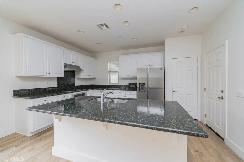 Additional image 11 of 160 Pathway, Irvine, CA 92618