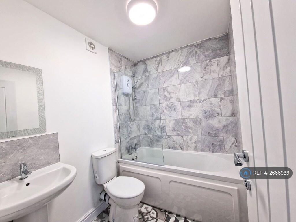 Additional image 31 of Shepherds Gardens, Birmingham, B15