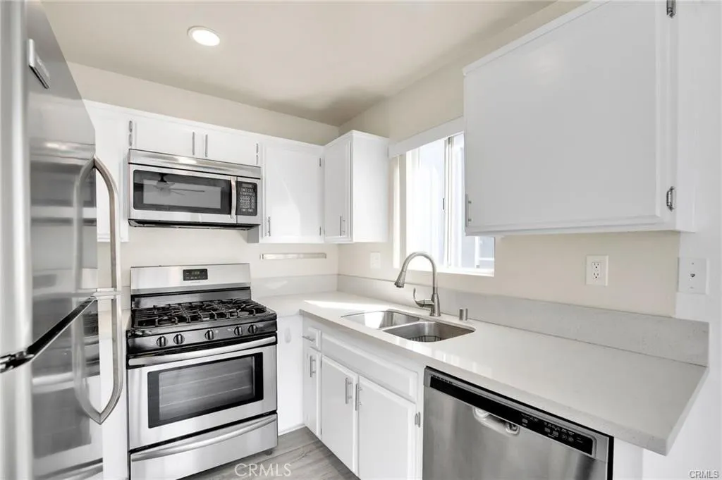Additional image 8 of 4406 Cahuenga Boulevard Unit 203A, Toluca Lake, CA 91602