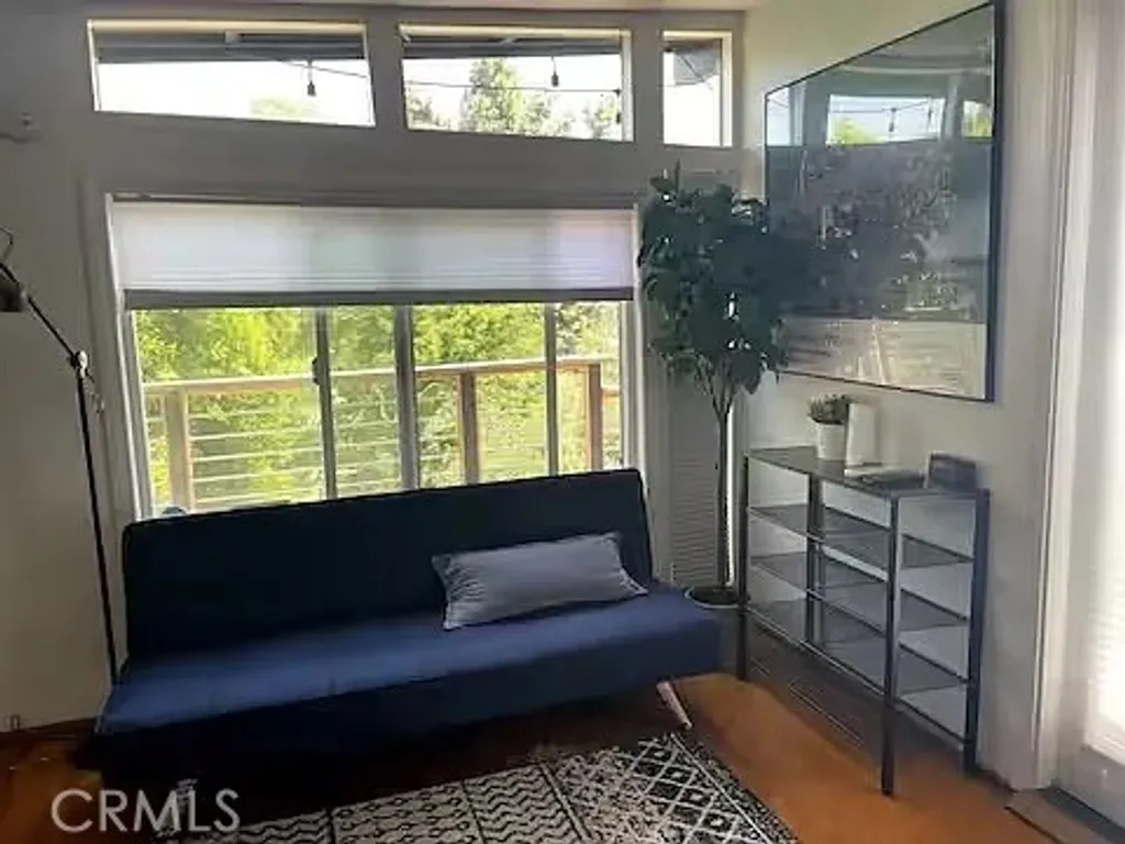 Additional image 19 of 2597 Dearborn, Los Angeles, CA 90068