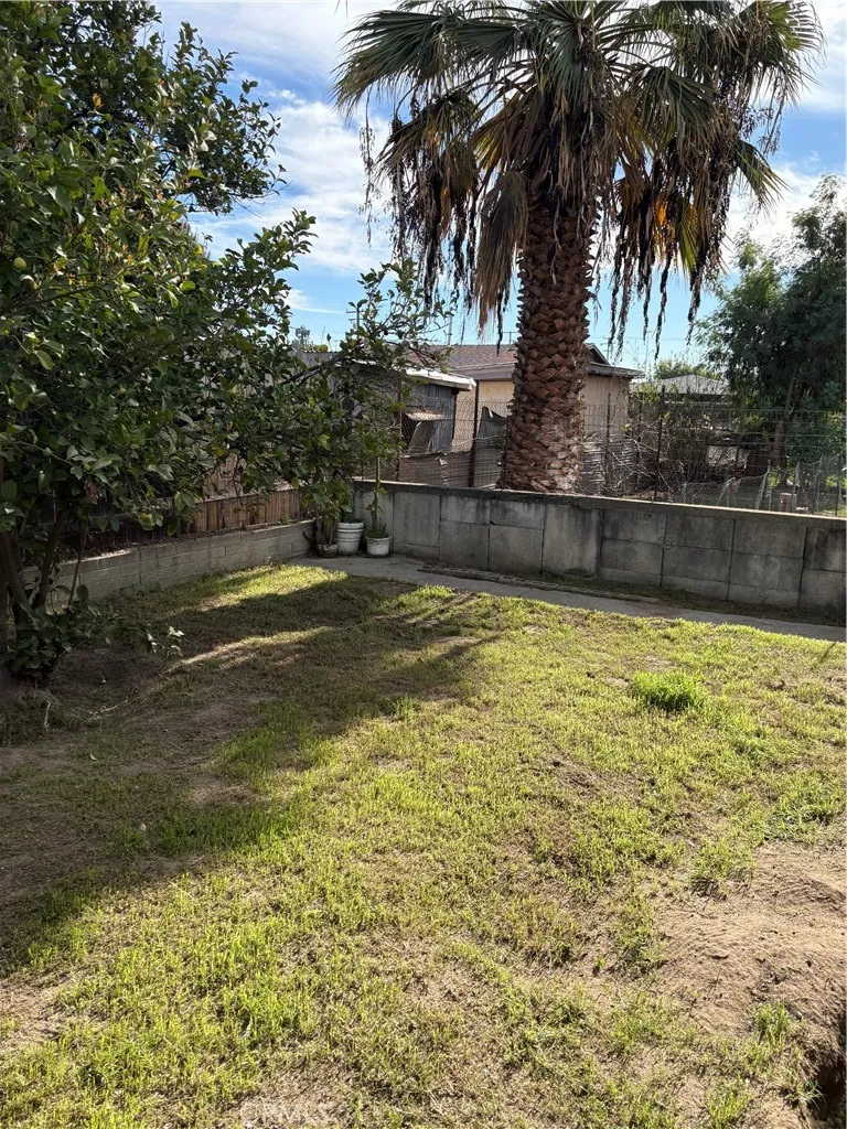 Additional image 35 of 555 Ramona Ave, San Bernardino, CA 92411