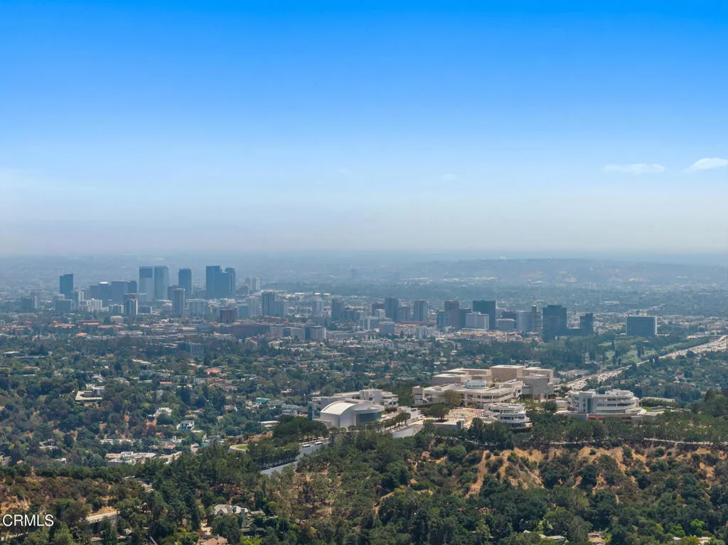 Additional image 147 of 1571 N Bundy Drive, Los Angeles, CA 90049