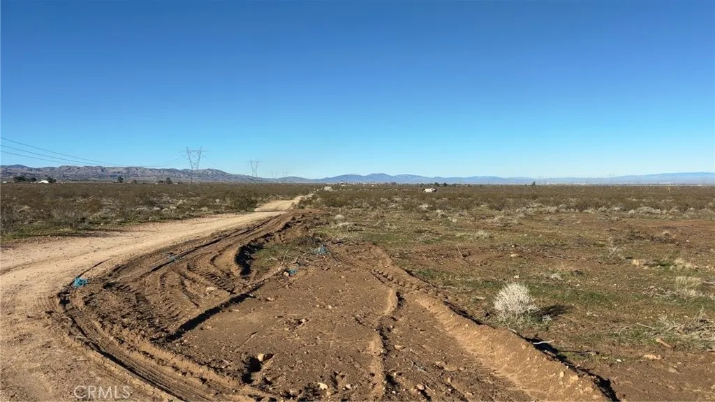 Additional image 5 of 172 W Avenue U, Palmdale, CA 93551