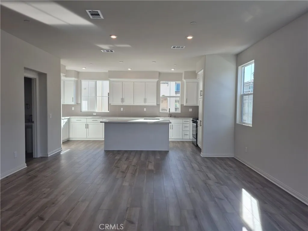 Additional image 6 of 2137 Cumberland, Pomona, CA 91766