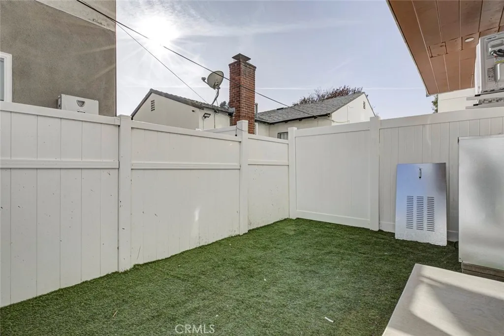 Additional image 14 of 5654 Cartwright Ave, North Hollywood, CA 91601