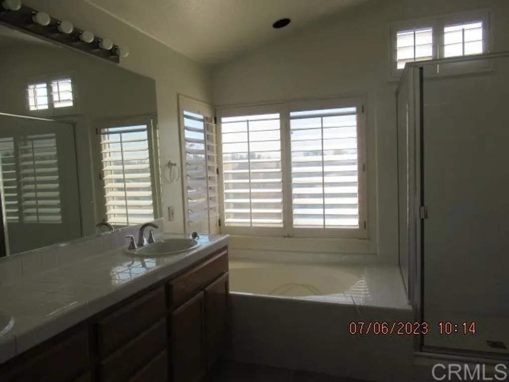 Additional image 16 of 552 Bayona Loop, Chula Vista, CA 91910