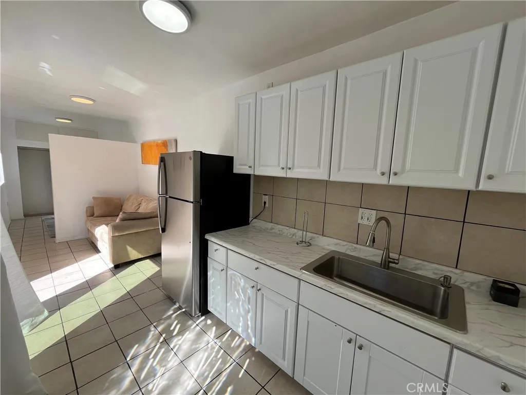 Additional image 11 of 8561 Orion Ave, North Hills, CA 91343