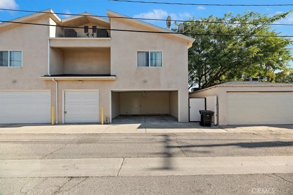 Additional image 38 of 637 N. Fairview St Unit 102, Burbank, CA 91505