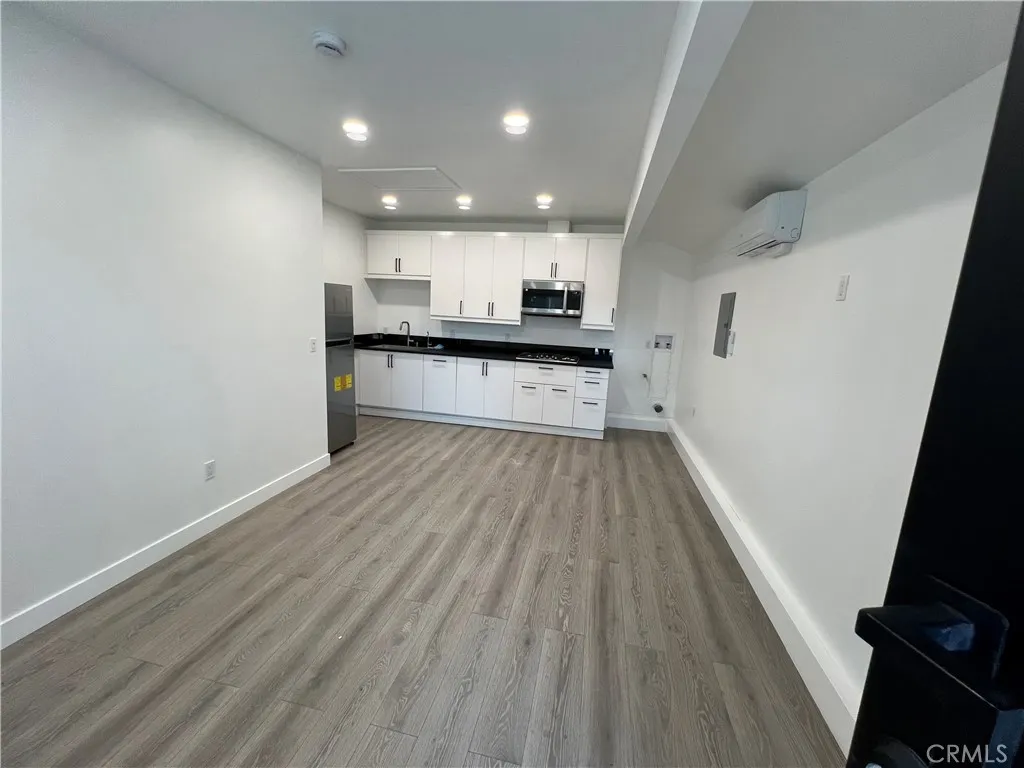 Additional image 5 of 19851 Gresham Street, Northridge, CA 91324