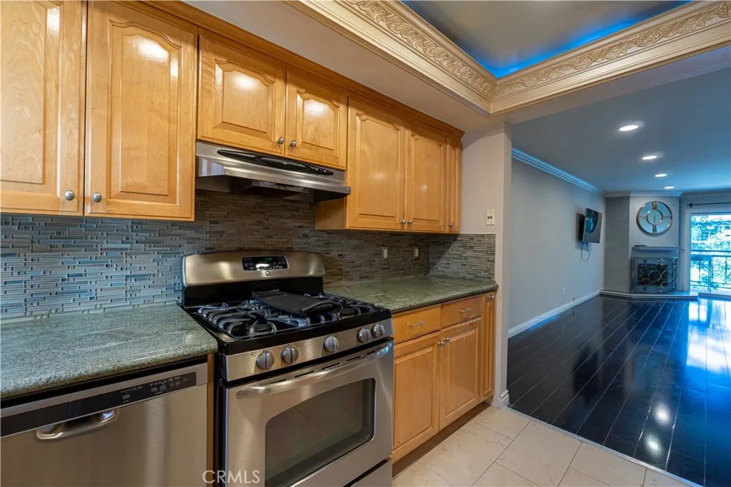 Additional image 6 of 1236 N Columbus Ave, Glendale, CA 91202