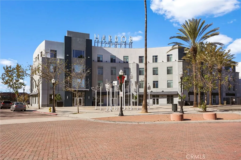 Additional image 32 of 435 W Center Street Promenade Unit 331, Anaheim, CA 92805