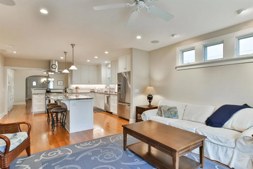 Additional image 42 of 428 H Ave, Coronado, CA 92118