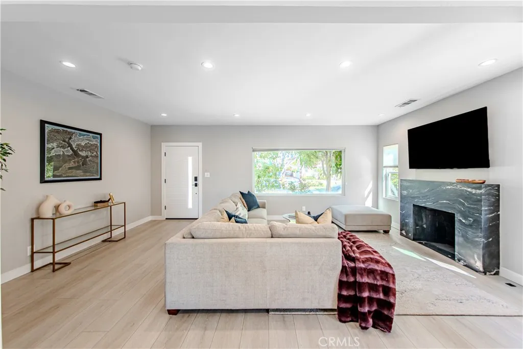 Additional image 47 of 507 N Formosa Ave, Los Angeles, CA 90036