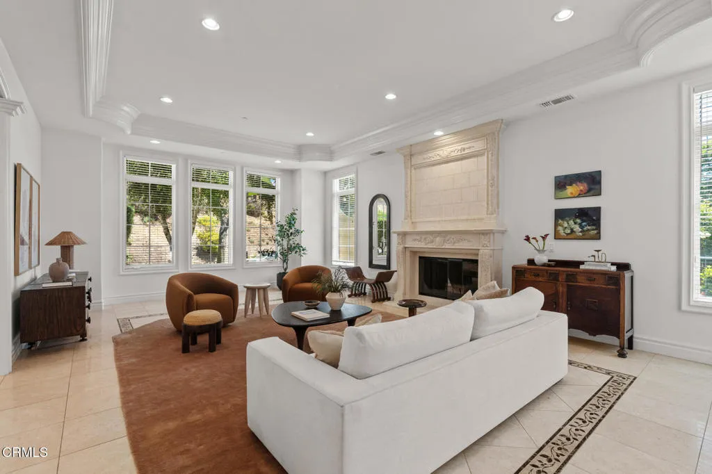 Additional image 9 of 1571 N Bundy Drive, Los Angeles, CA 90049