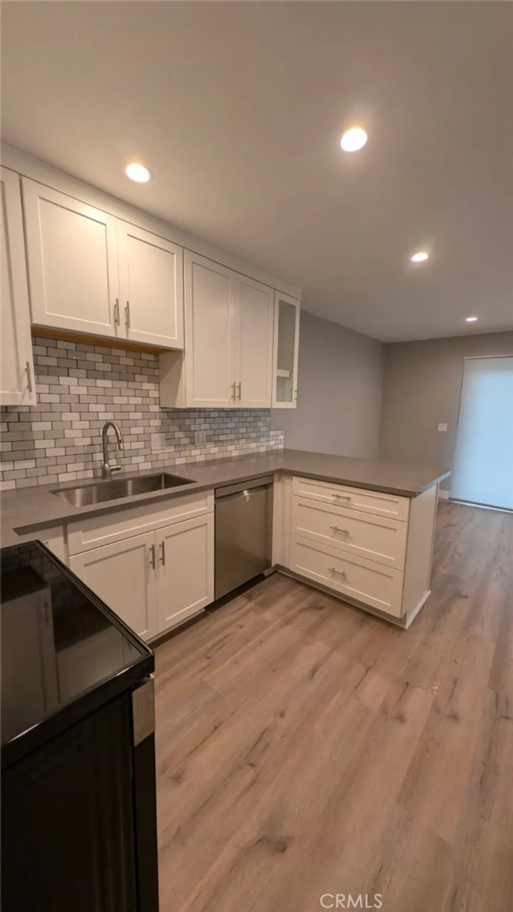 Additional image 3 of 215 Lower Cliff Dr Unit C, Laguna Beach, CA 92651