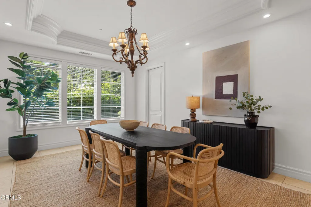 Additional image 12 of 1571 N Bundy Drive, Los Angeles, CA 90049