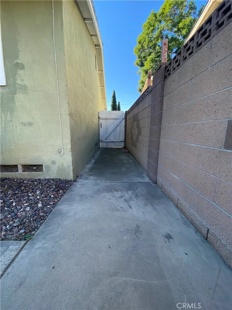 Additional image 41 of 2517 S Douglas St, Santa Ana, CA 92704