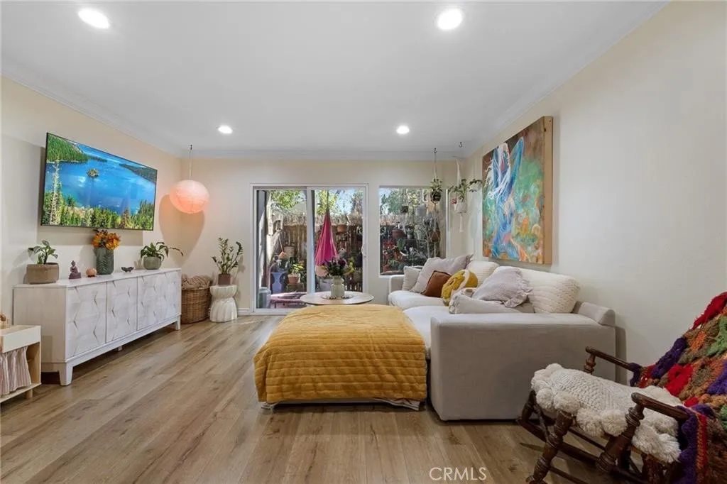 Additional image 33 of 18350 Hatteras Unit 157, Tarzana, CA 91356