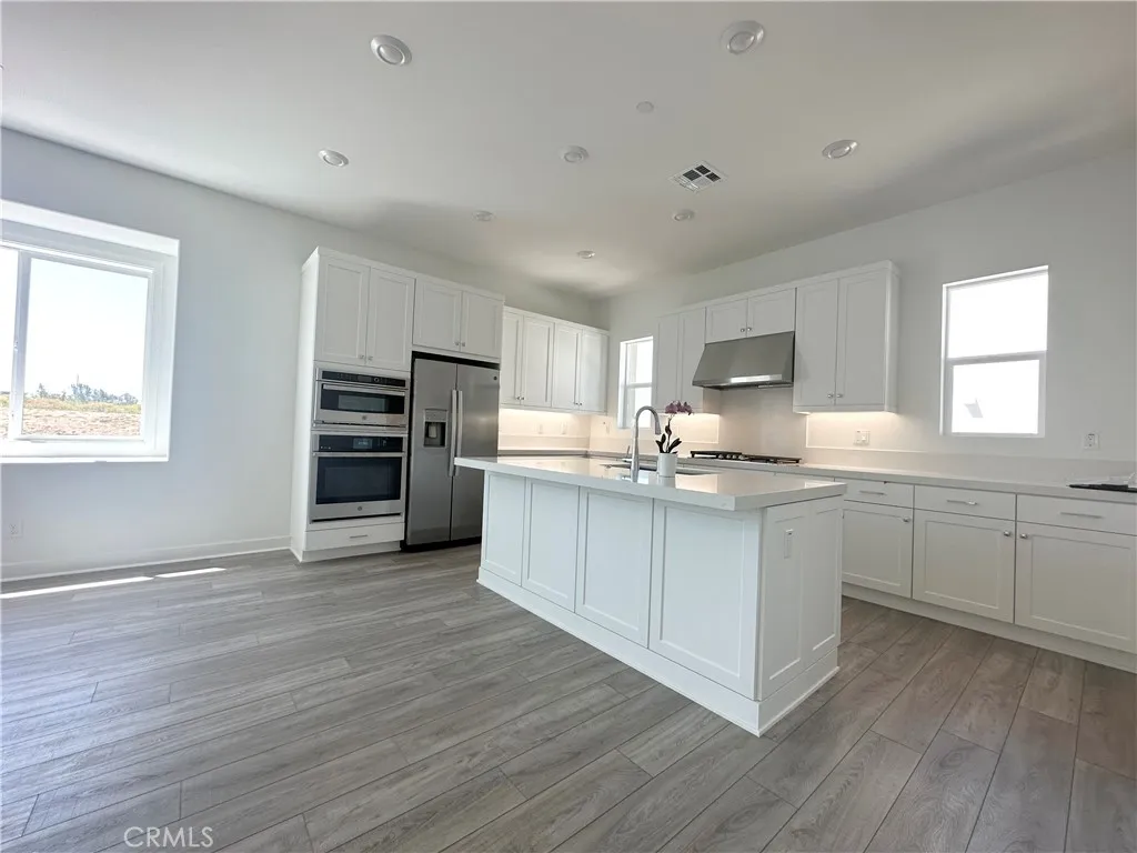 Additional image 53 of 322 Tank, Irvine, CA 92618