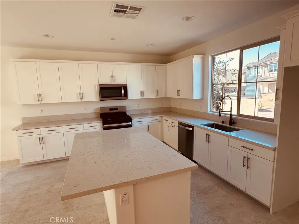 Additional image 8 of 4233 S Malagon Privado, Ontario, CA 91761