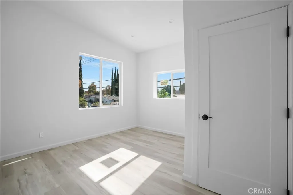 Additional image 19 of 20553 Valerio, Winnetka, CA 91306