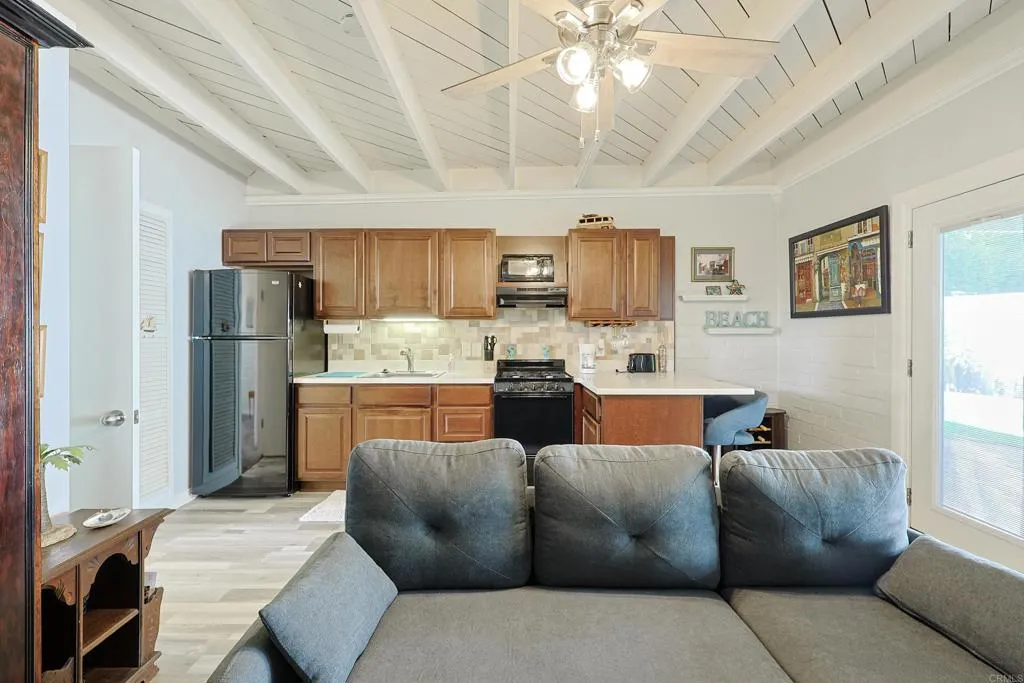 Additional image 17 of 413 J Street, Coronado, CA 92118