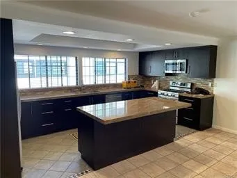 Additional image 15 of 240 S Broadway Ave Unit 9, Redondo Beach, CA 90277