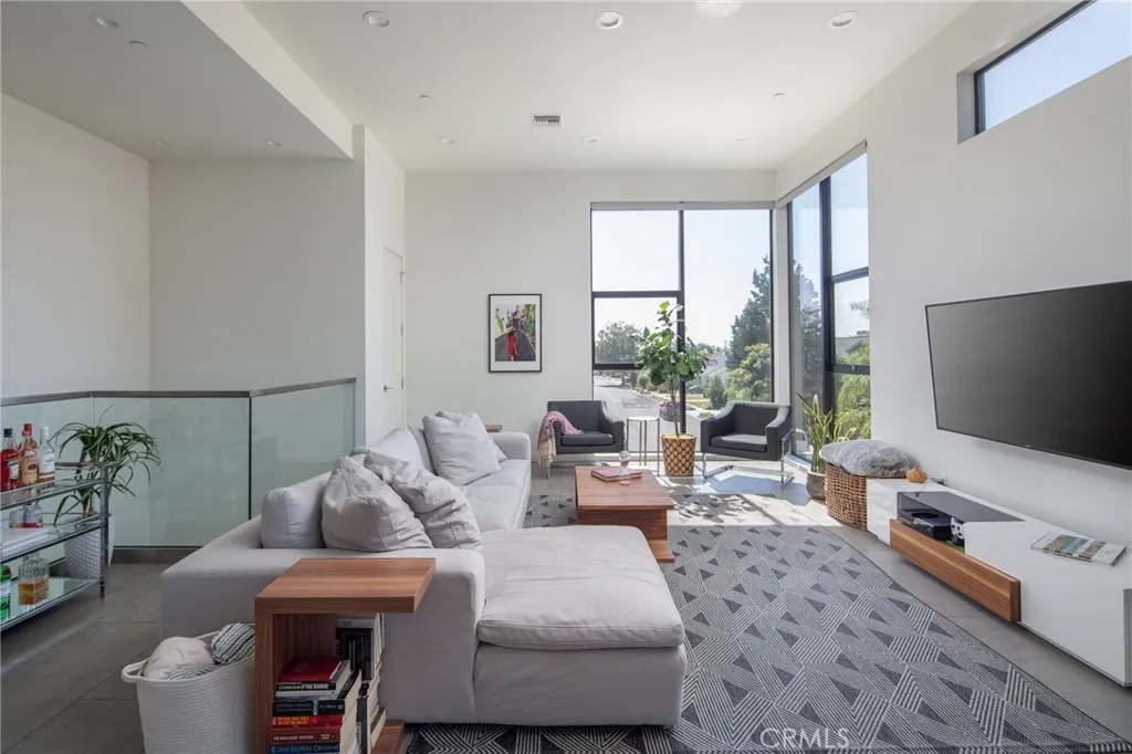 Additional image 7 of 1616 Amherst, Los Angeles, CA 90025