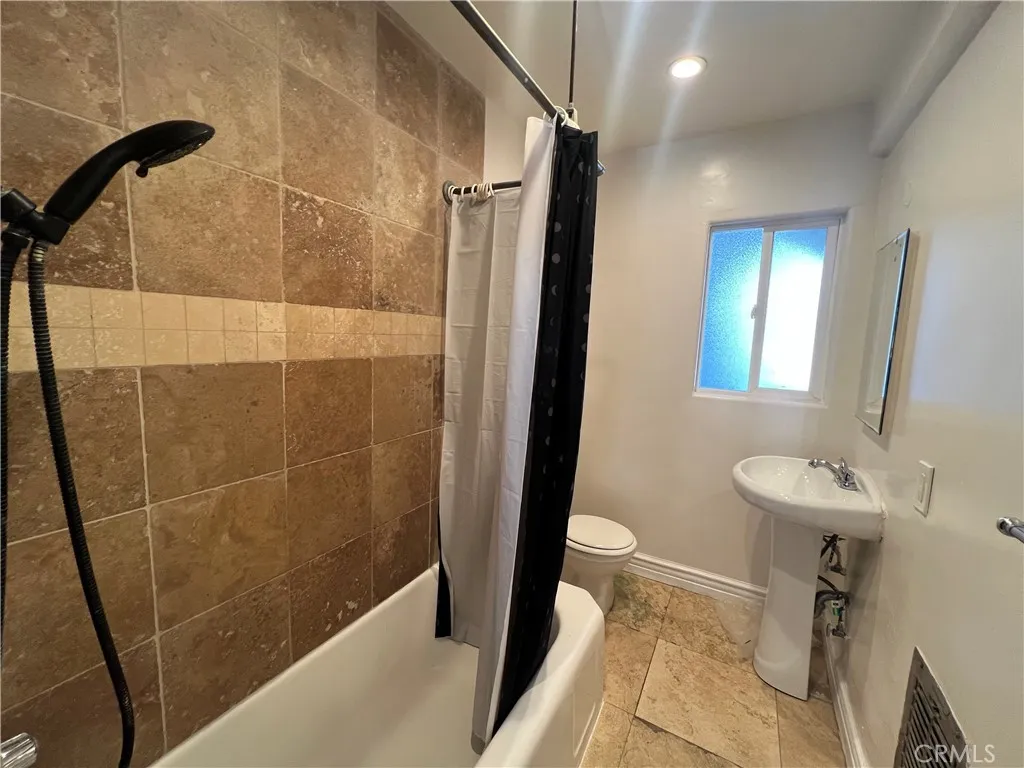 Additional image 10 of 5255 Denny Ave, North Hollywood, CA 91601