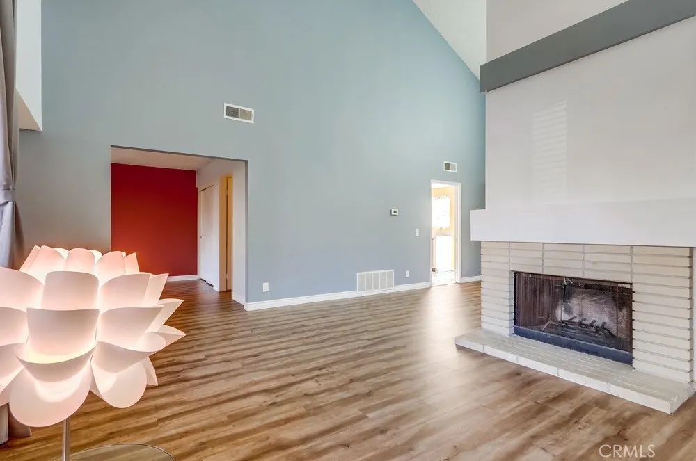 Additional image 28 of 38 Springacre, Irvine, CA 92614