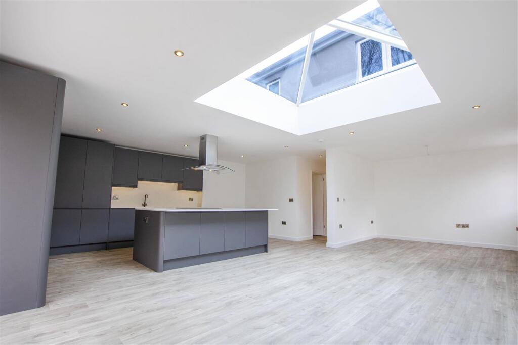 Additional image 12 of War Lane, Birmingham, West Midlands, B17