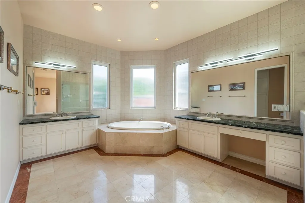 Additional image 59 of 1300 Elm Avenue, Manhattan Beach, CA 90266