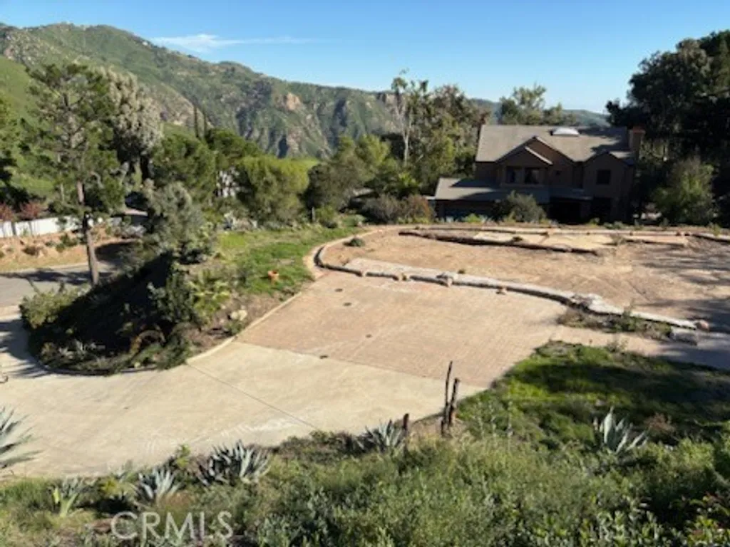 Additional image 8 of 23422 W Copacabana St, Malibu, CA 90265