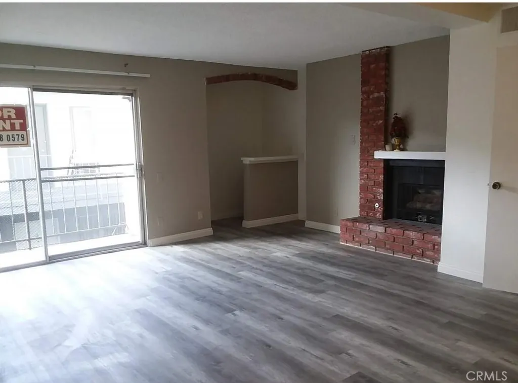 Additional image 4 of 21219 Roscoe Boulevard Unit 215, Canoga Park, CA 91304