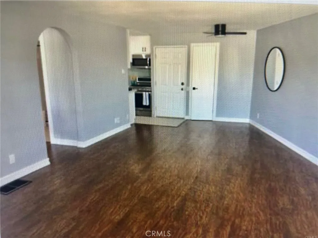 Additional image 3 of 2025 4th St Unit 205A, Santa Monica, CA 90405