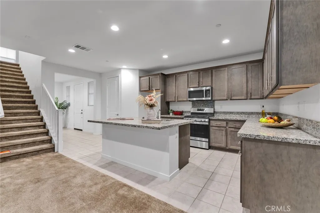 Additional image 8 of 2920 S Halton Paseo, Ontario, CA 91761