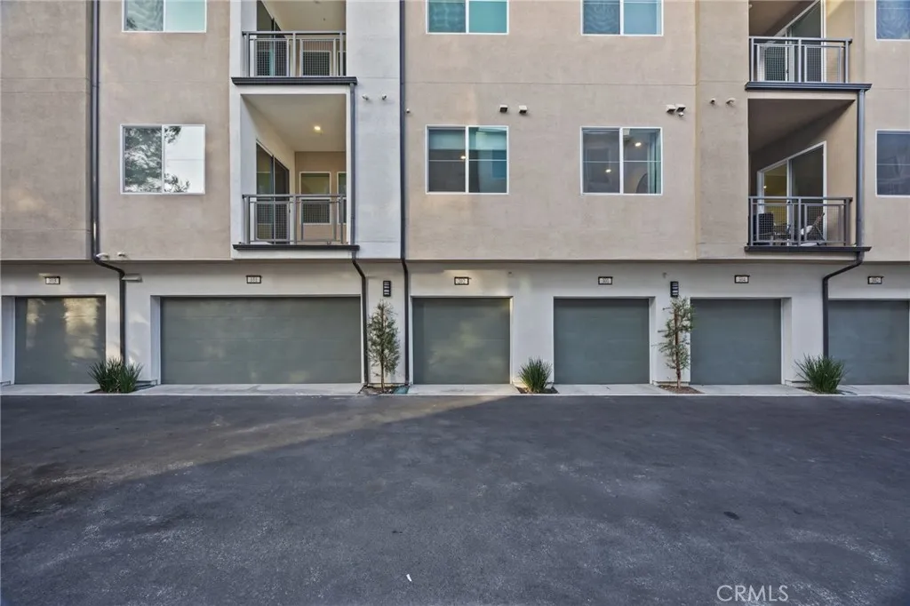Additional image 36 of 980 N Tangent Privado Unit 202, Ontario, CA 91764