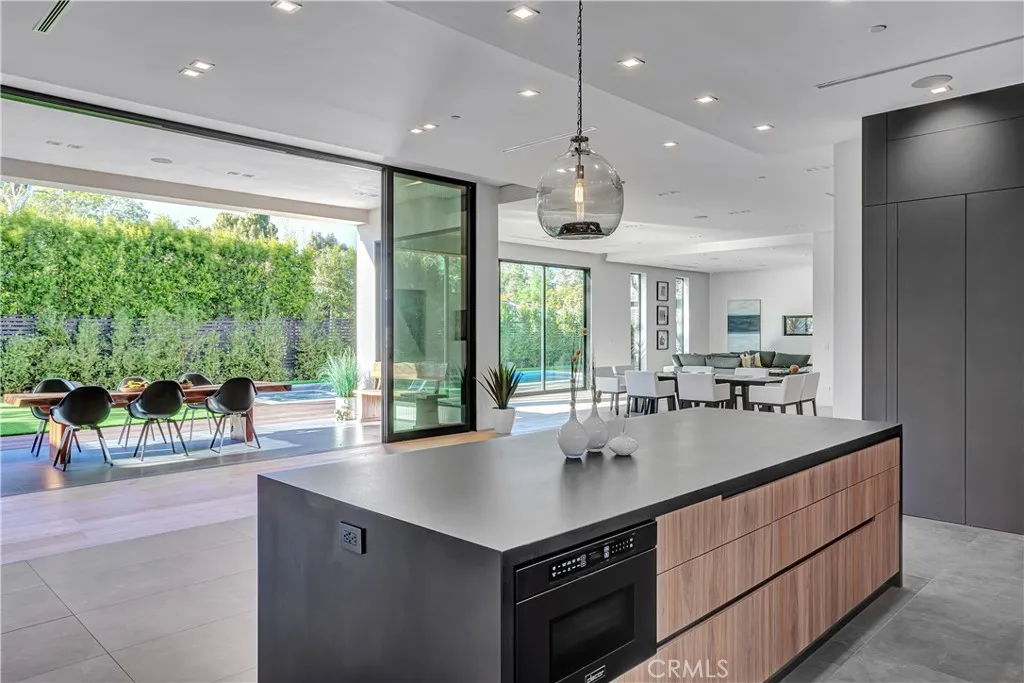 Additional image 64 of 19333 Rosita Street, Tarzana, CA 91356